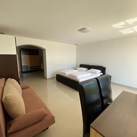 Διαμέρισμα Panorama Apartman